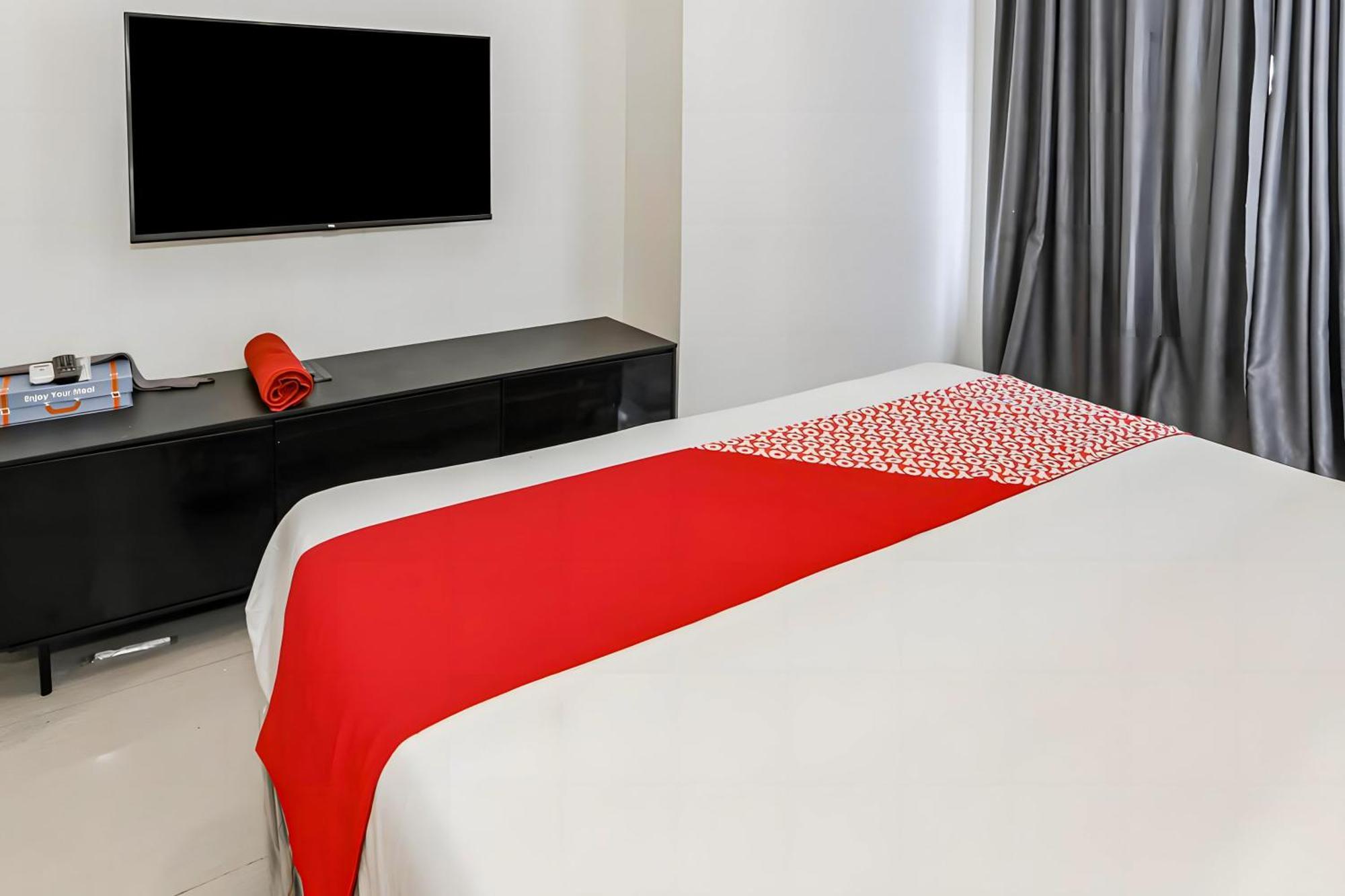 Hotel Oyo 93703 F88 Bekasi Exterior foto